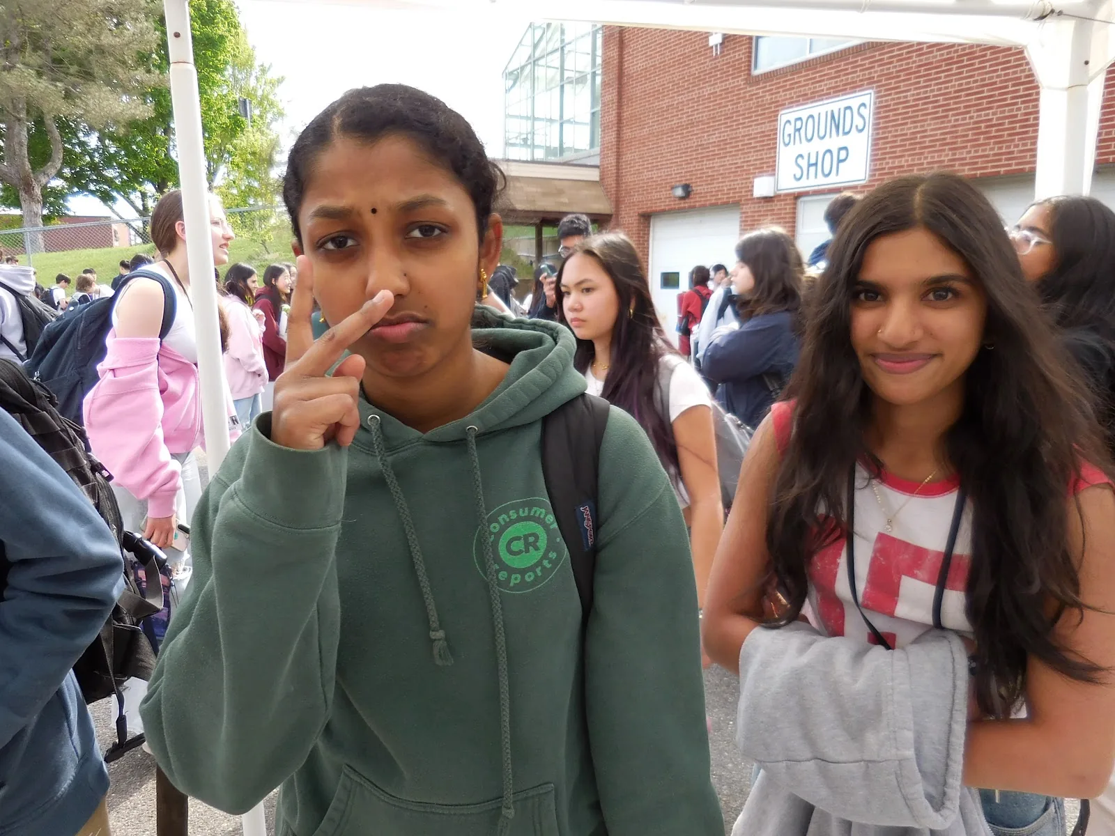 Students supporting a FinGoose bake sale